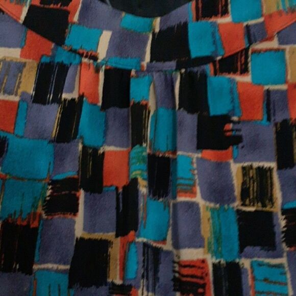 Relativity  Colorful Gold  Sequence  Top - Picture 5 of 8